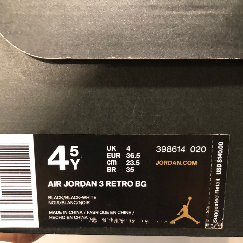 Air Jordan 3 Retro BG Size 4.5Y (May fit Size 4Y)